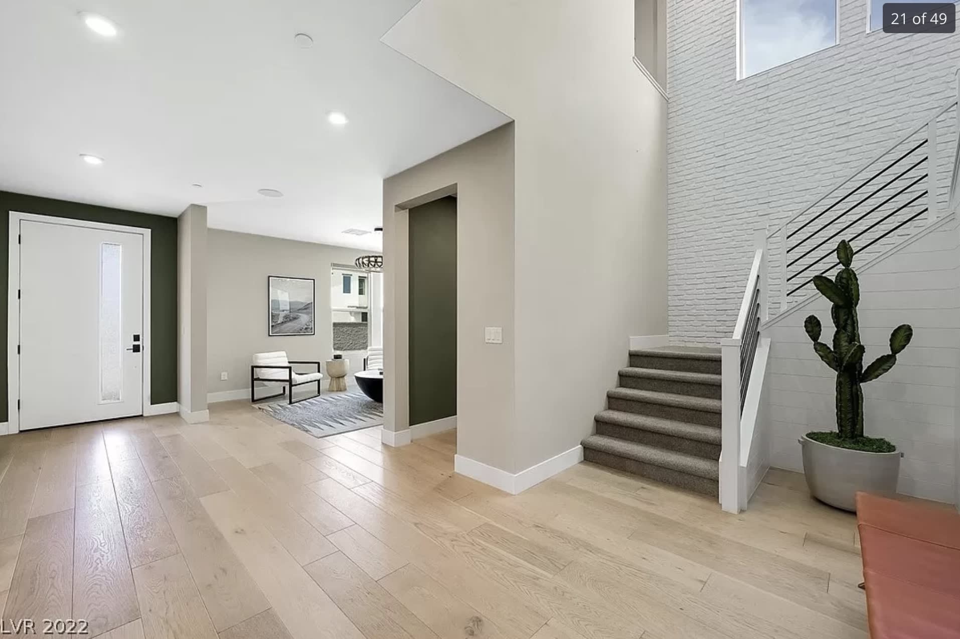 Modern multi-level home